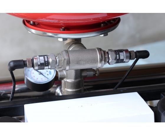 Фото 7 - Станция повышения давления 380В 2×4.0кВт Hmax 82м Qmax 250л/мин 58л + каскадное управление LEO 3.0 (22AC400H-2S532-7.5-58)