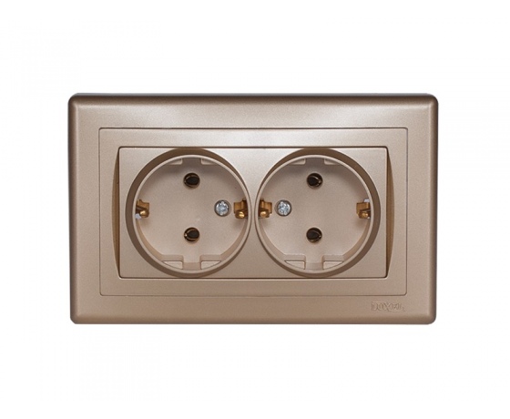 Фото 2 - Розетка двойная с заземлением Luxel BRAVO (5608) платиновая