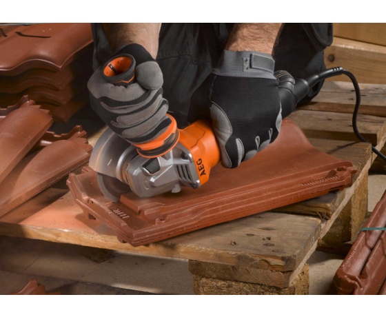 Фото 3 - Шліфмашина кутова AEG 1300 Вт 125 мм (4935451410)