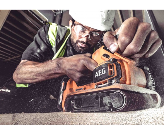 Фото 3 - Шліфмашина стрічкова безщіткова акумуляторна AEG 18 В Li-Ion 457 x 75 мм (БЕЗ АКУМУЛЯТОРА) (4935459582)