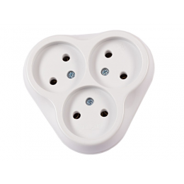 Розетка тройная luxel (1020) белая
