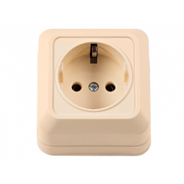 Наружная розетка с заземлением Luxel OPERA (2304) кремовая