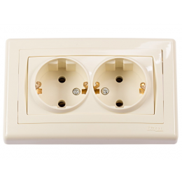 Розетка двойная с заземлением Luxel BRAVO (5308) кремовая