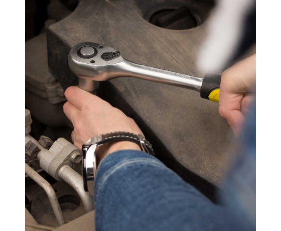 Фото 6 - Ключ-трещотка 1/2