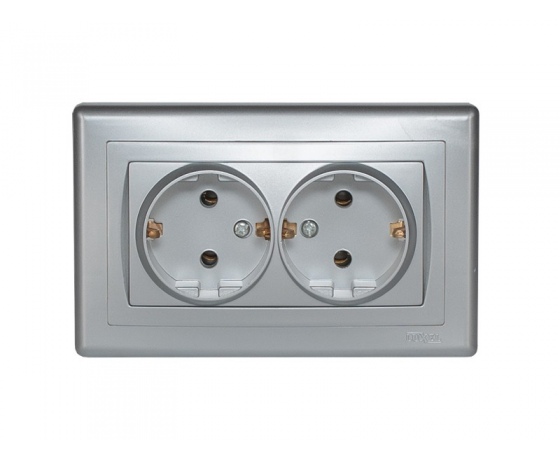 Фото 2 - Розетка двойная с заземлением Luxel BRAVO (5508) серебряная