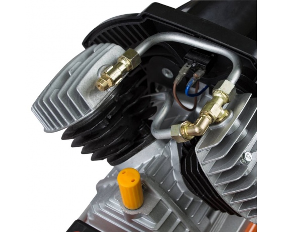 Фото 9 - Компрессор V 2.2кВт 386л/мин 8бар 50л (2 крана) GRAD (7043935)