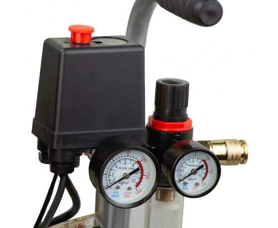 Фото 7 - Компрессор двухцилиндровый безмасляный 1.1кВт 154л/мин 8бар 30л SIGMA (7042531)