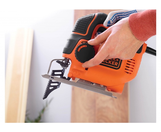 Фото 3 - Лобзик мережевий Black+Decker 620 Вт 60 мм + кейс