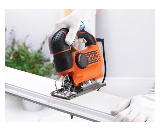 Фото 5 - Лобзик мережевий Black+Decker 620 Вт 60 мм + кейс