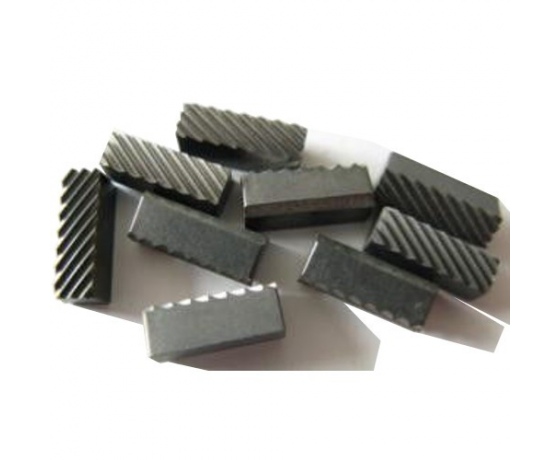 Фото 2 - Комплект ножей (3 шт.) для зенкеров раздвижных 32.4-3  (Харьков)  НОЖШАР32