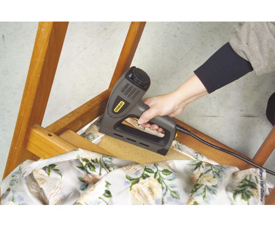 Фото 3 - Степлер мережевий STANLEY для скоб 