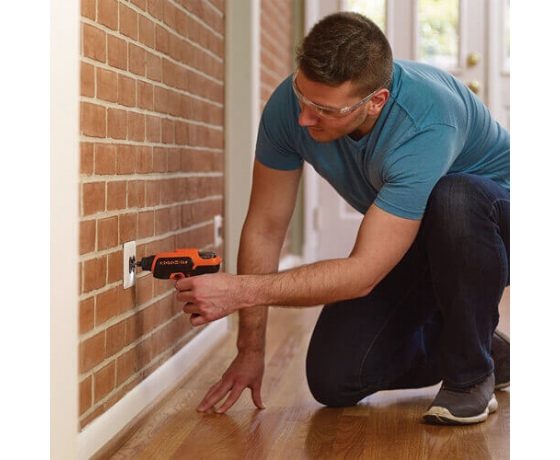 Фото 4 - Викрутка акумуляторна Black+Decker Li-Ion 3.6 В 1.5 Агод 5.5 Нм + 8 насадок