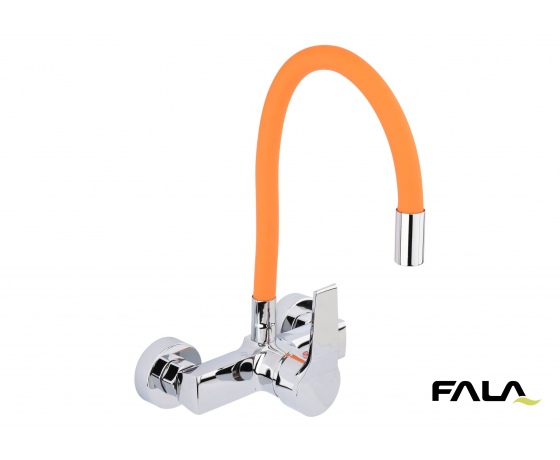 Фото 2 - Змішувач води настінний