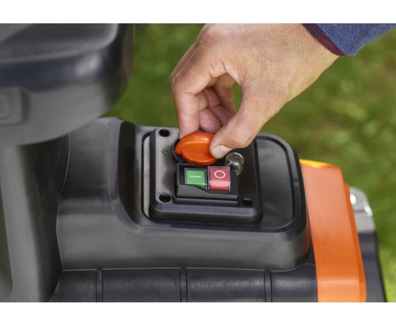 Фото 7 - Подрібнювач садибний Black+Decker 2800 Вт для гілок Ø45 мм