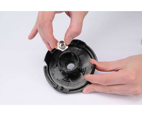 Фото 8 - Головка для кріплення жилки до газонокосарок FLO: Ø=2- 2,4 мм, 5 адаптерів, Ø= 108 мм, h= 58 мм