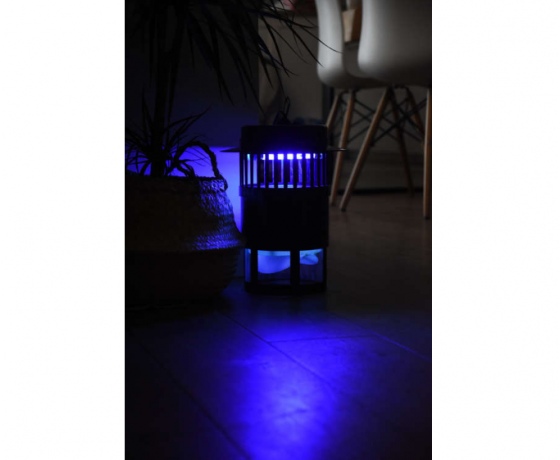 Фото 9 - Лампа проти комах з вентилятором LUND, від електр. мережі 230 В, 20 Вт, 310х 165 мм